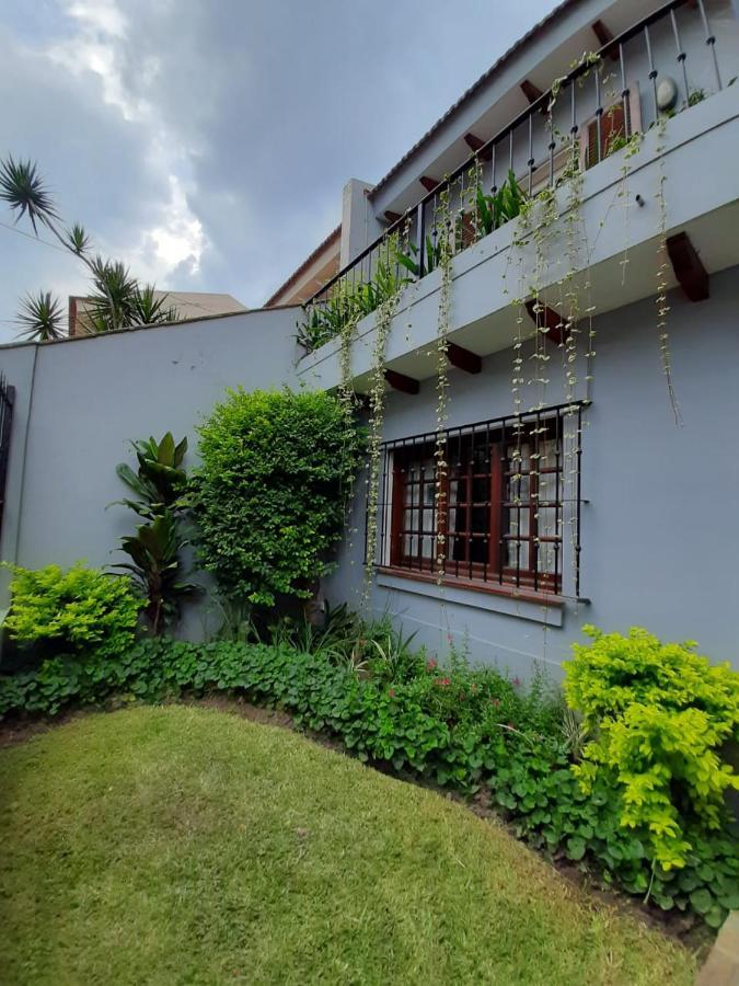 Dos Balcones Bed & Breakfast Salta Exterior photo